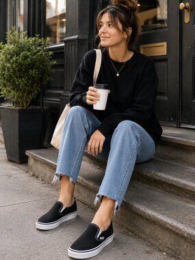 Vans Black Slip-On Sneakers – Women’s Size 7